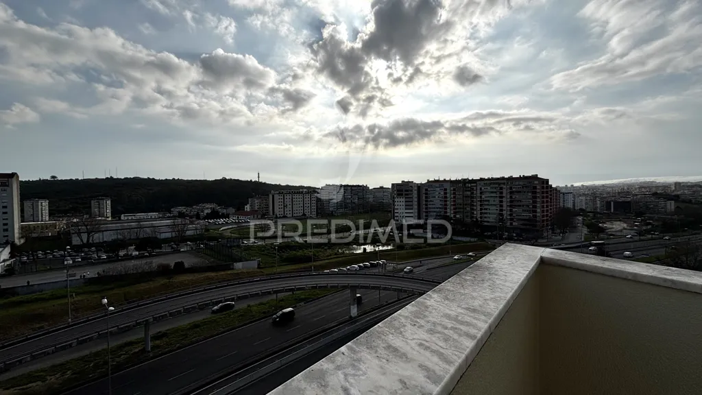 Rõdu - Penthouse with Panoramic View in São Domingos de Benfica