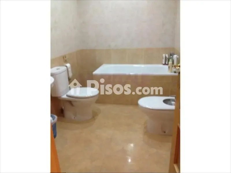 Salles de bain - Corner Adosado with Terraces in Viver