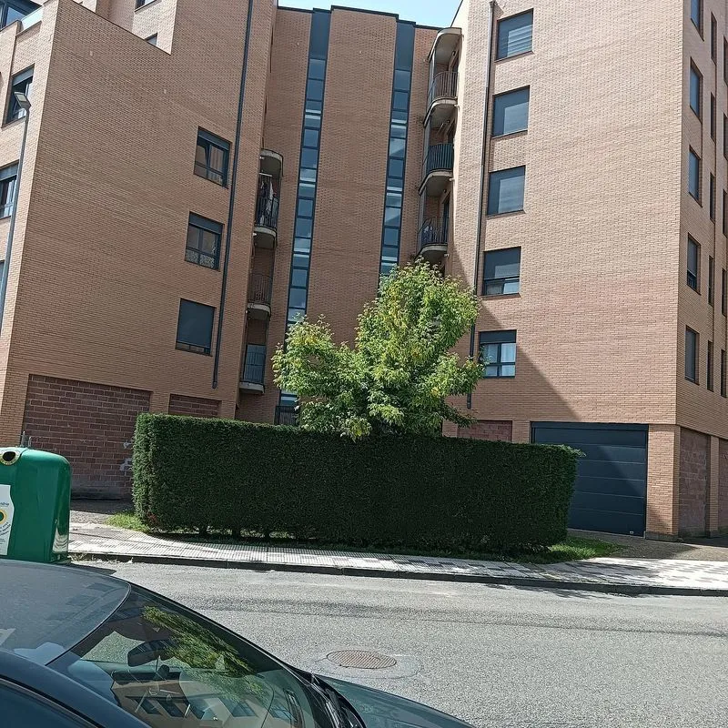 Välivaade - Bright Apartment with Terrace in Navatejera