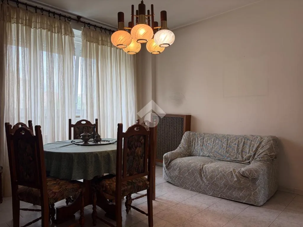 Sala da pranzo - Renovated 2-Bedroom in Gallaratese, Milan