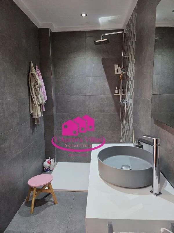 Vannitoad - Duplex Apartment with Terrace in Pedreguer
