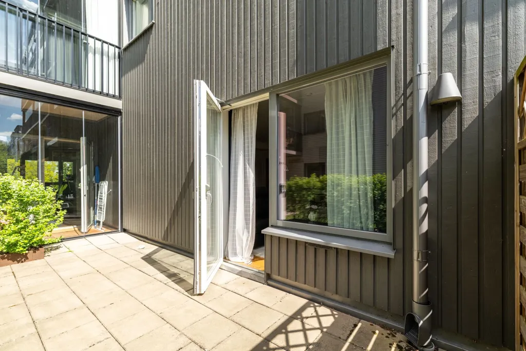 Giardino - Modern Studio with Balcony in Jönköping
