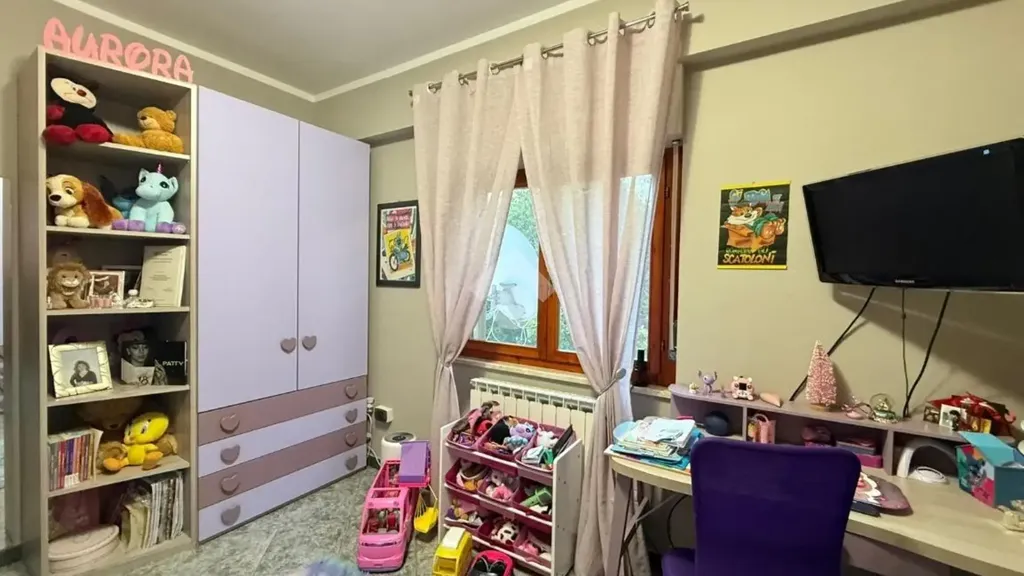 Magamistoad - Spacious Apartment with Terrace in Rende