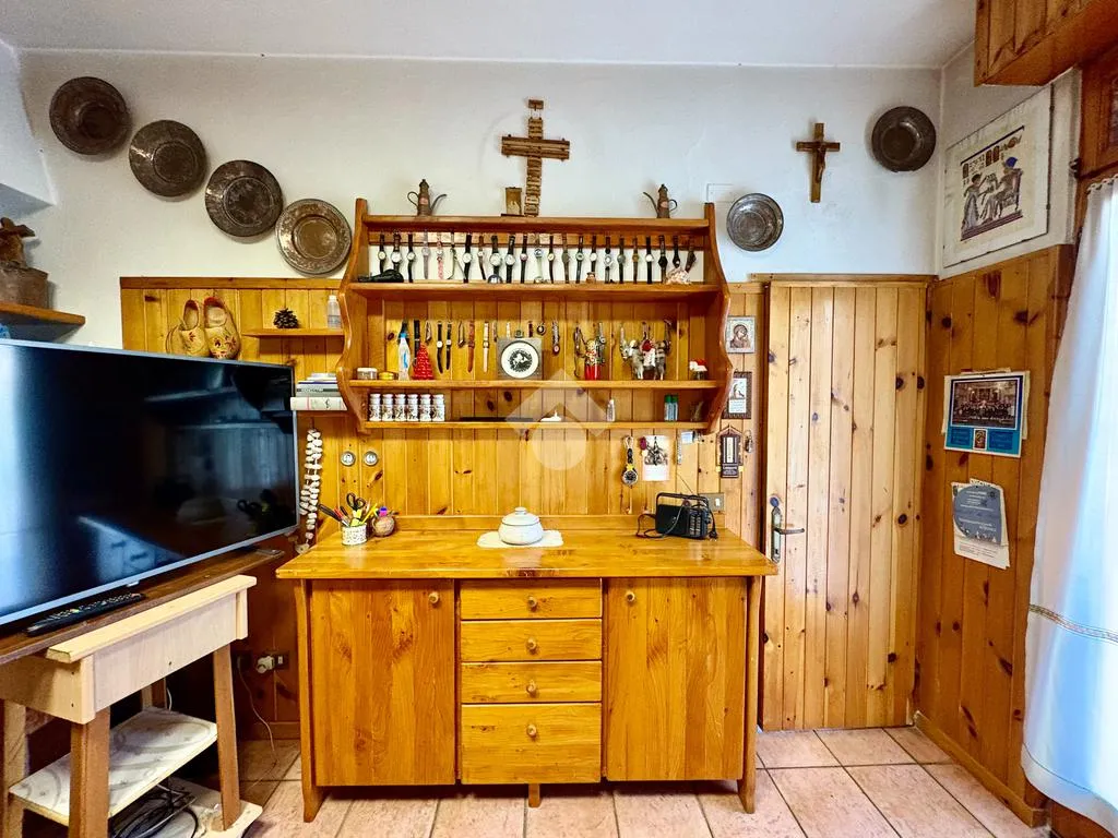 Elutuba - Central Bifamiliare with Private Garden in Adro
