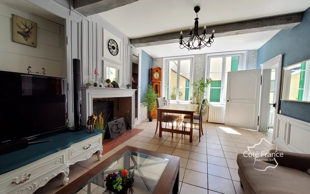 Living Room - 4-Bedroom House with Garden in Monthermé