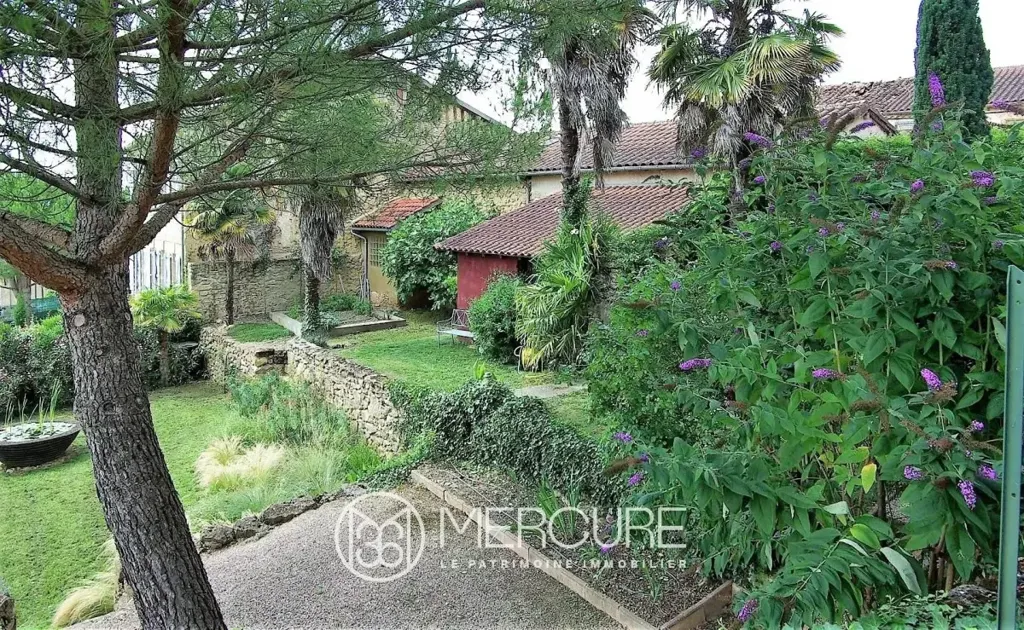 Jardin - Maison 6 pièces à Montesquiou
