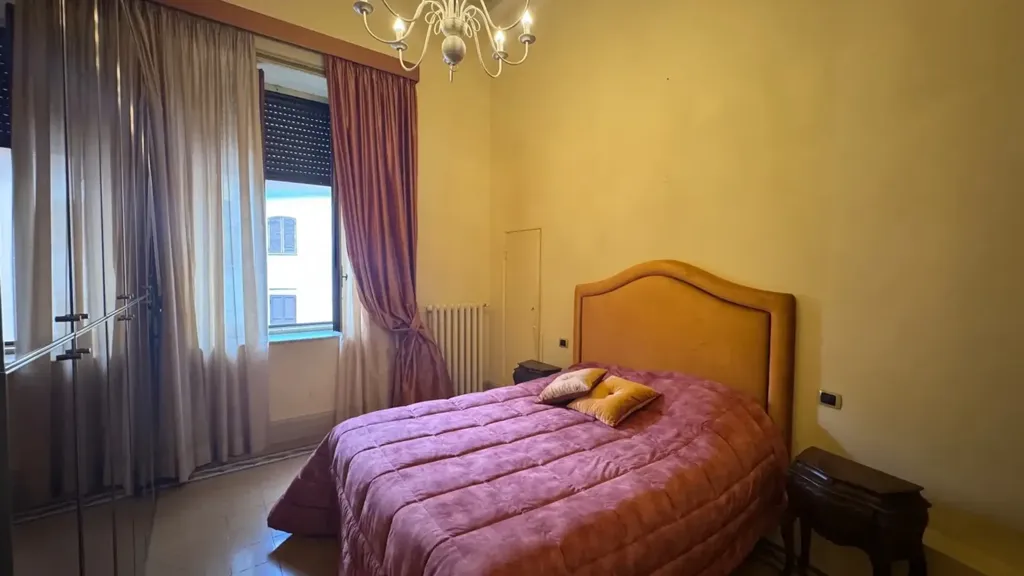 Chambres - Fully Furnished Flat in Historic Building, Terni