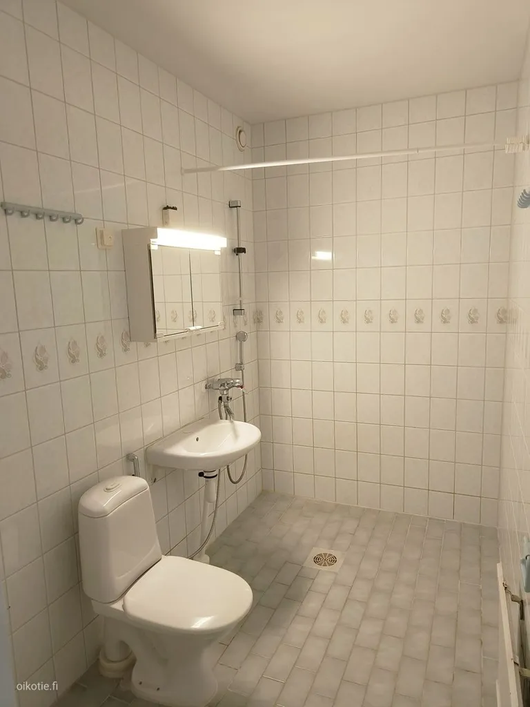 Vannitoad - Apartment with Glazed Balcony in Oulu