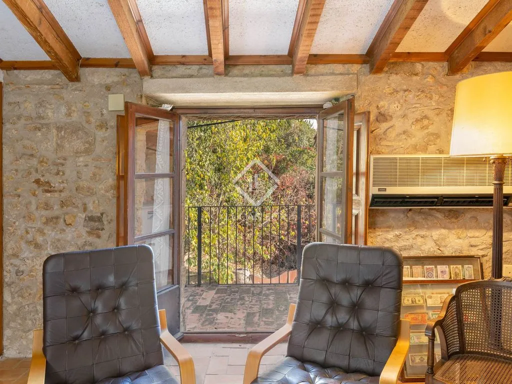 Living Room - Traditional Stone Cottage with Pool in Bàscara