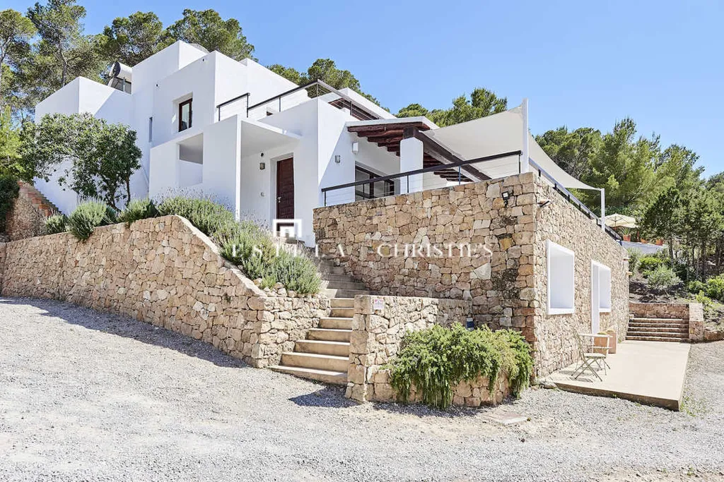 Extérieur - Contemporary Villa with Pool in Es Cubells
