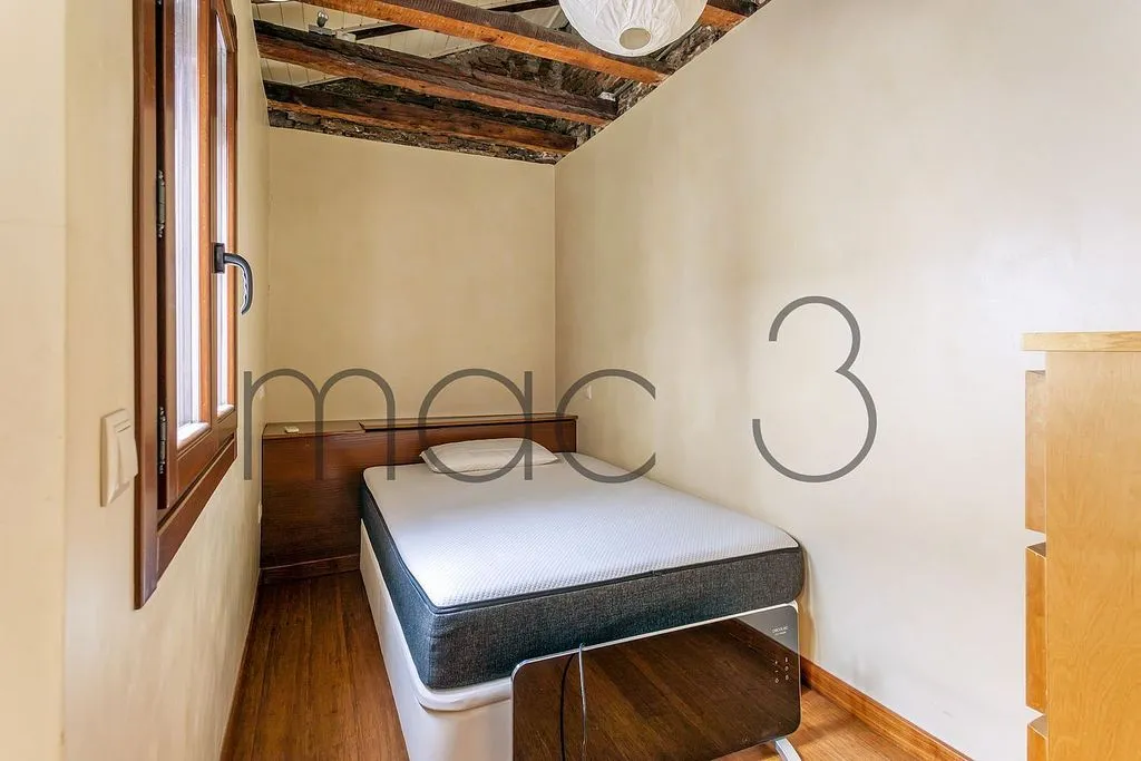 Chambres - Apartment with Balcony in Justicia, Madrid
