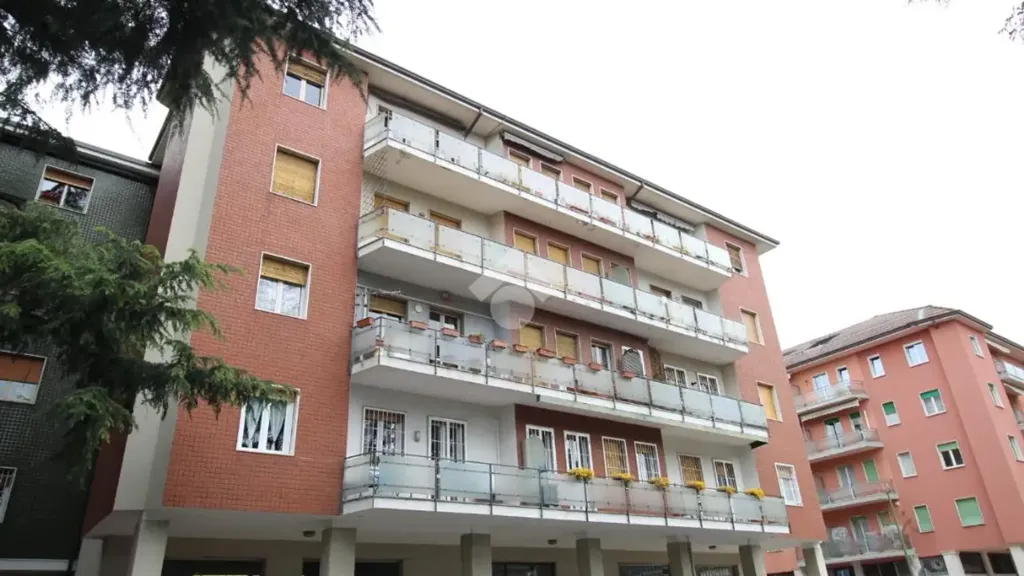 Extérieur - Rear-Facing Apartment with Balcony in Brescia