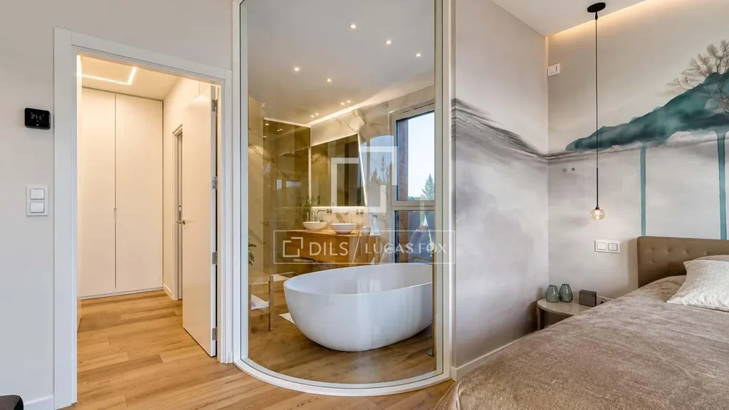 Chambres - Semi-Detached Villa with Pool in Miramon, Donostia