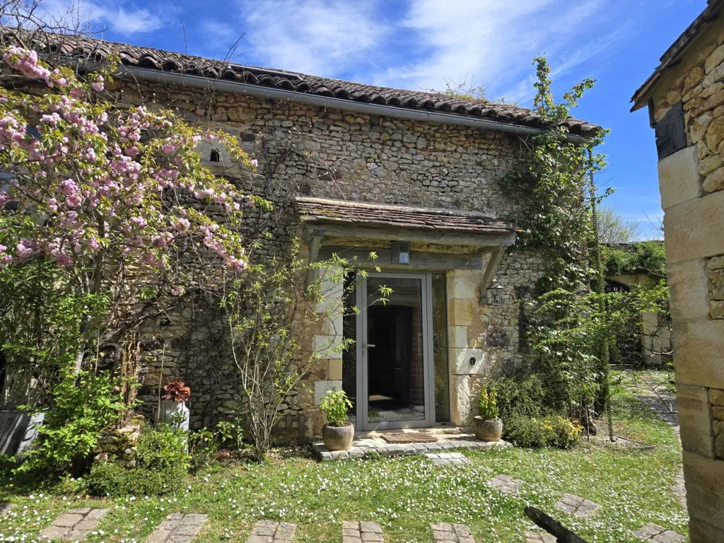 Jardin - Propriété de Charme avec Jardin à Proximité du Périgord Noir