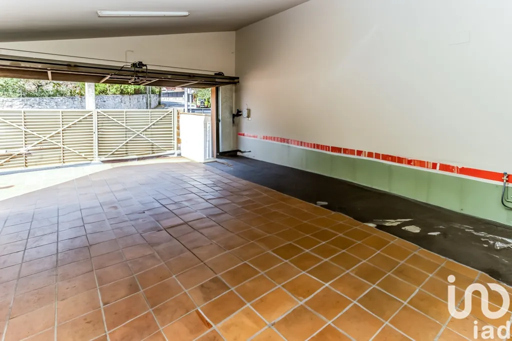 Garage - Independent House with Multiple Units in Castellar del Vallès