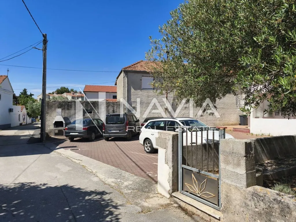 Extérieur - Two-Bedroom Apartment with Terrace in Pakoštane