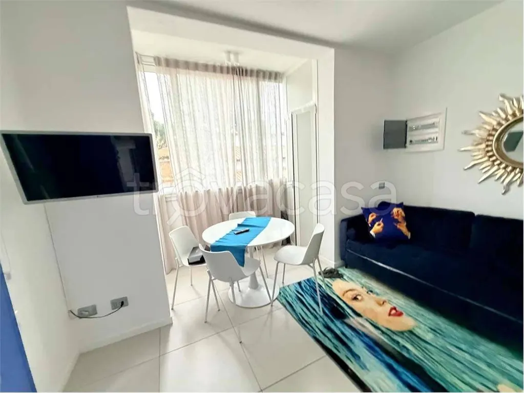 Elutuba - Modern Flat with Balcony in Cervia