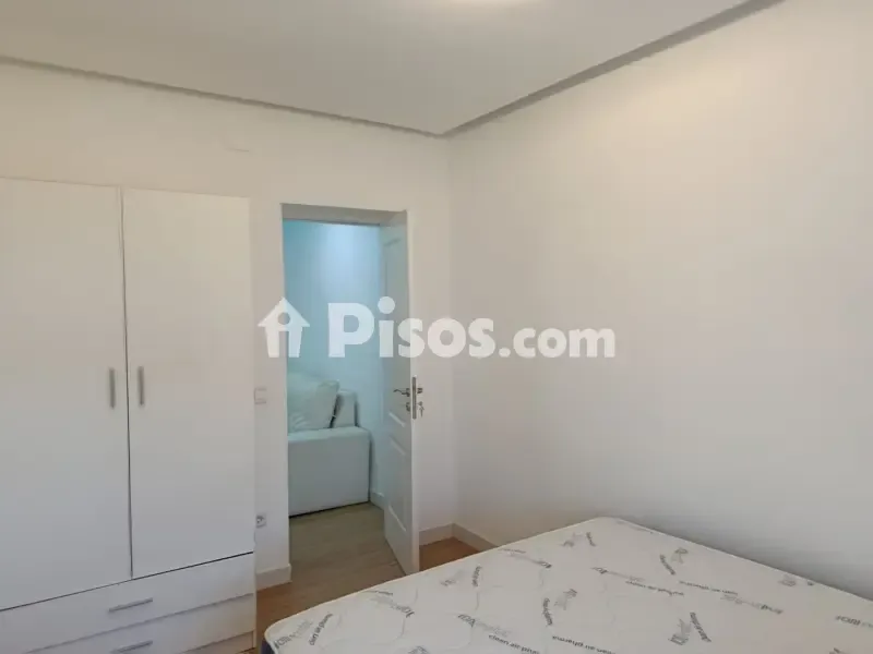 Chambres - Fully Furnished Flat with Ascensor in Latina