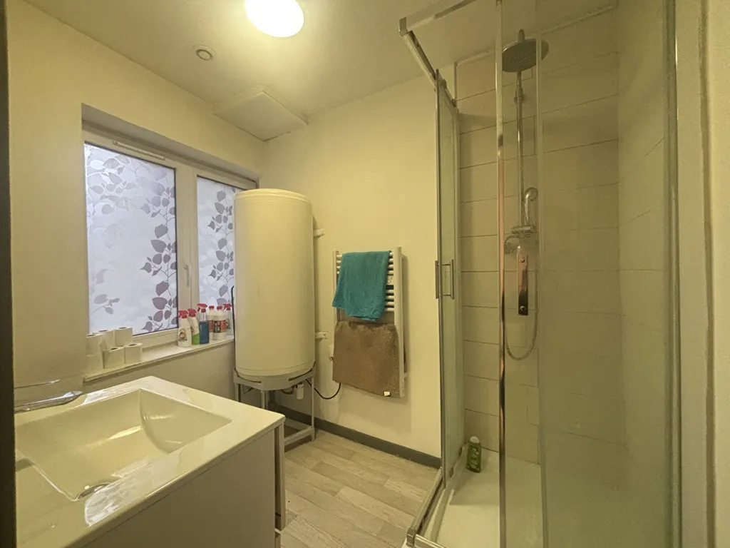 Salles de bain - Studio Idéal Investisseur près de la Faculté de Droit à Lille