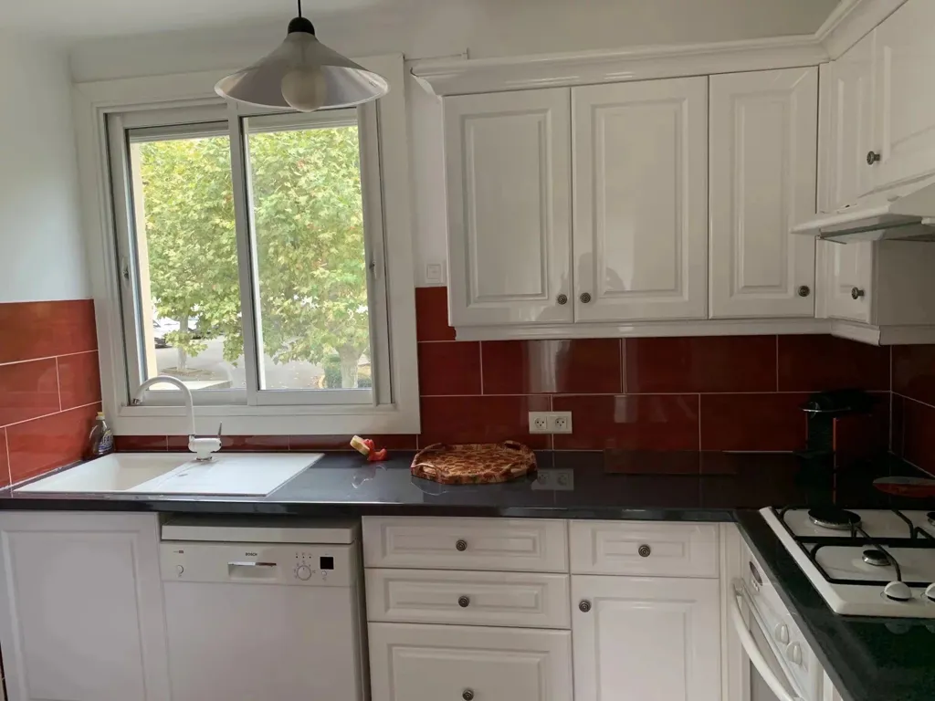 Köök - Furnished Apartment with Balcony in Marseille