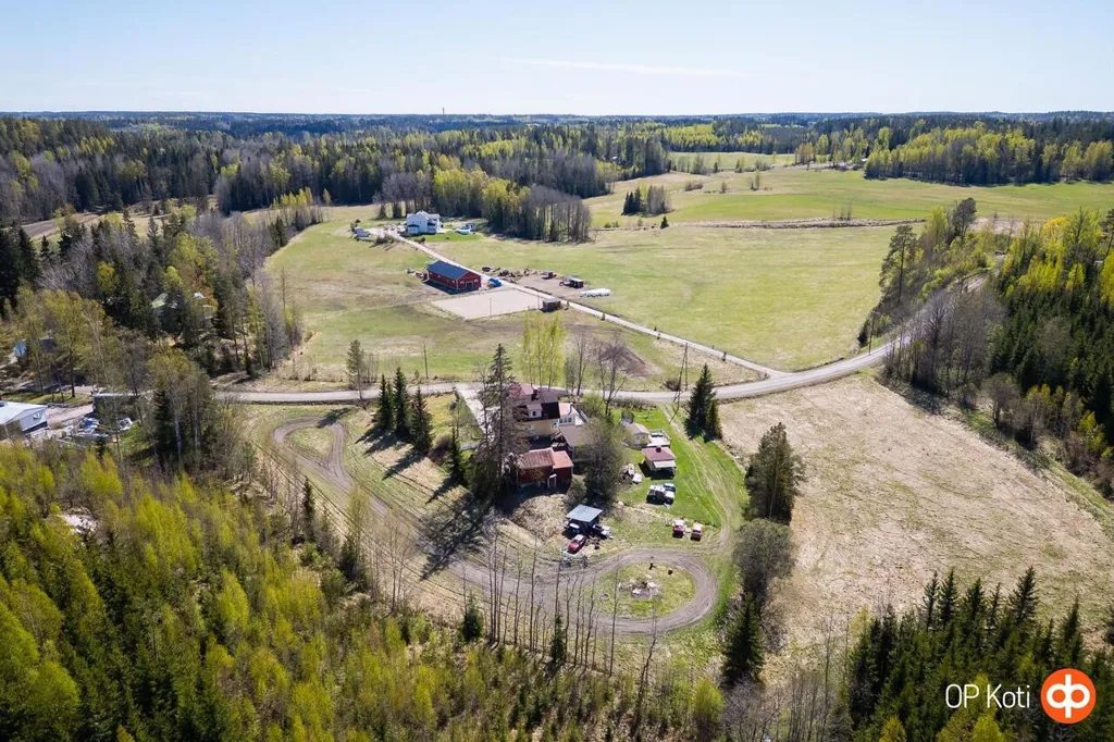 Õhuvaade - Spacious Detached House with Garden in Siuntio