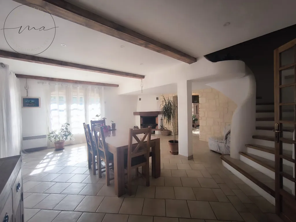 Sala da pranzo - Provençal Style House with Pool in Lignan-sur-Orb