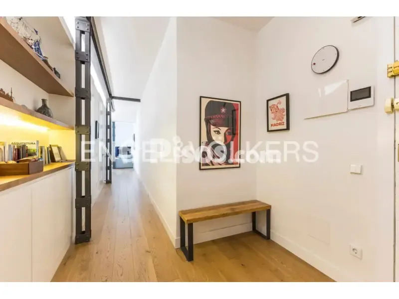 Entrée - Apartment with Balcony in Chamberí