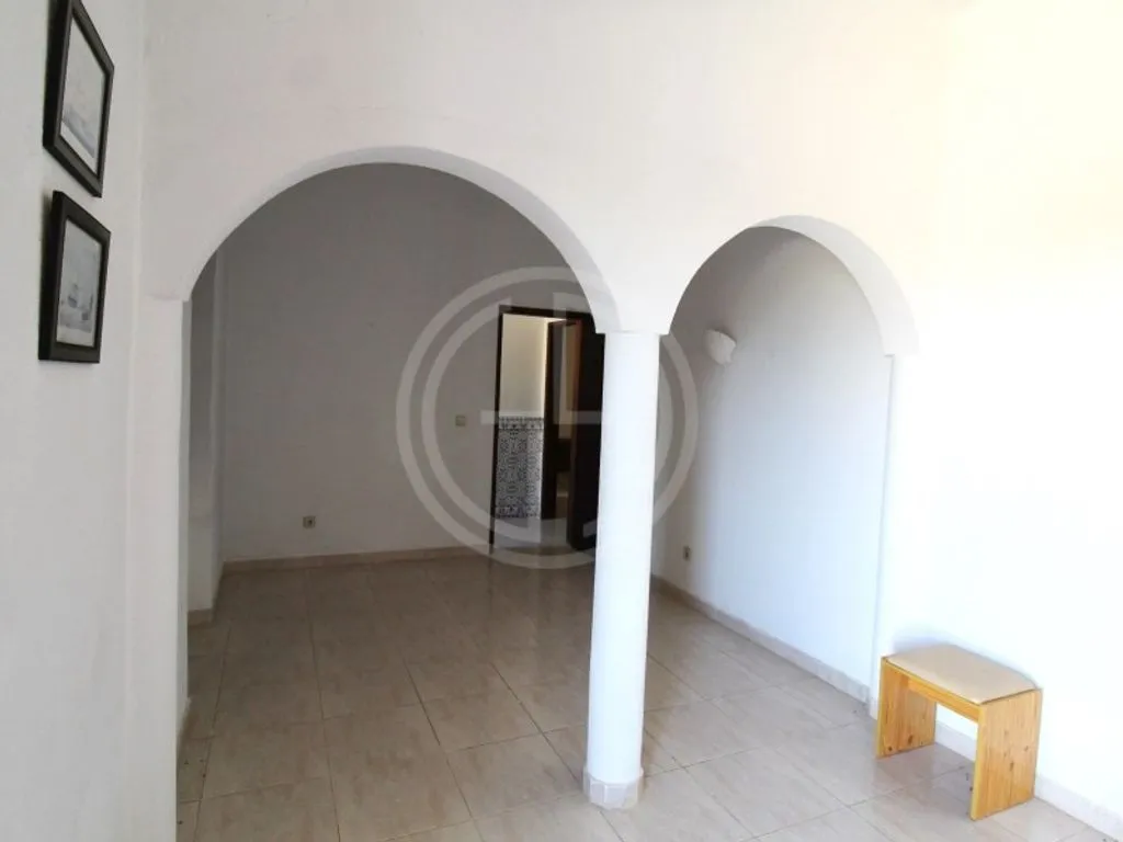 Esik - Algarvian Villa with Golf Course Proximity in Silves