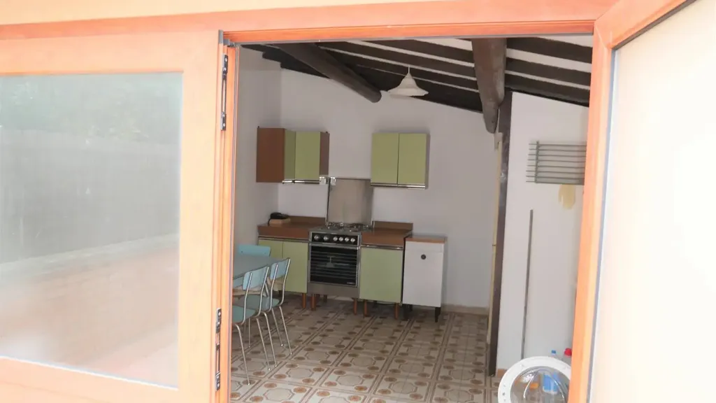 Cuisine - Bifamiliar Villa with Garden in Rosignano Solvay
