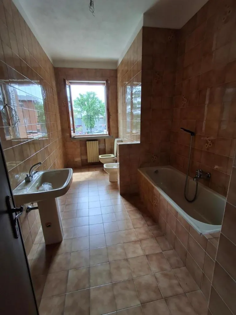 Salles de bain - Spacious Apartment with Terraces in Empoli