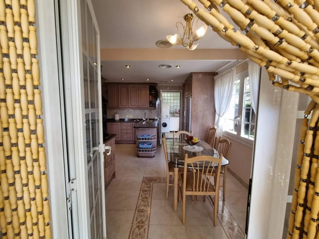 Söögituba - Chalet with Sea Views in L'Ametlla de Mar