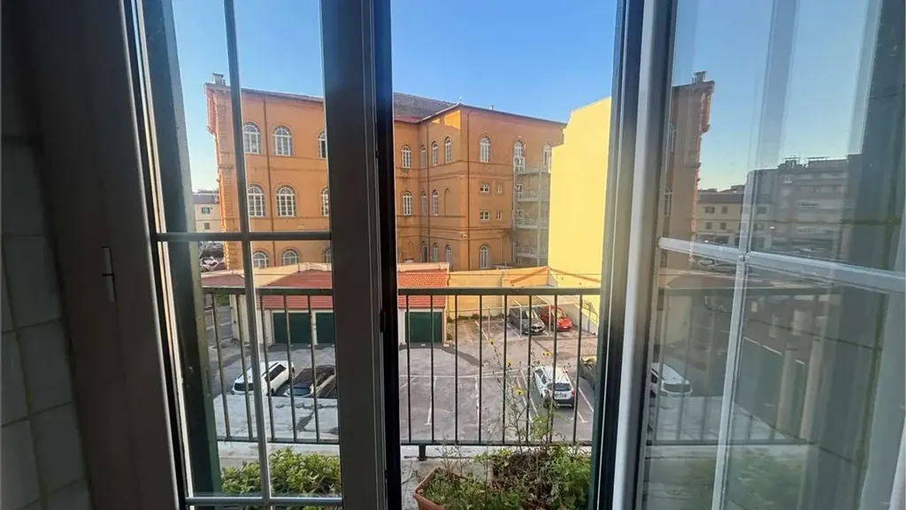 Balcon - Apartment with Balcony in Livorno Centre