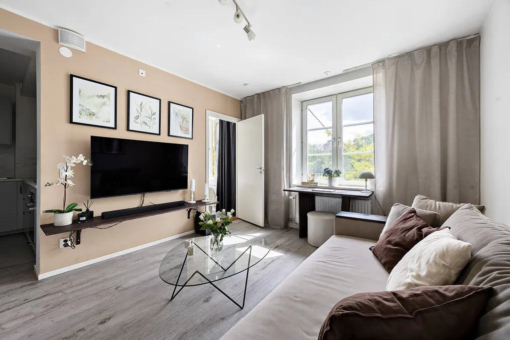 Elutuba - Two-Bedroom Flat with Garden Access in Kungsholmen