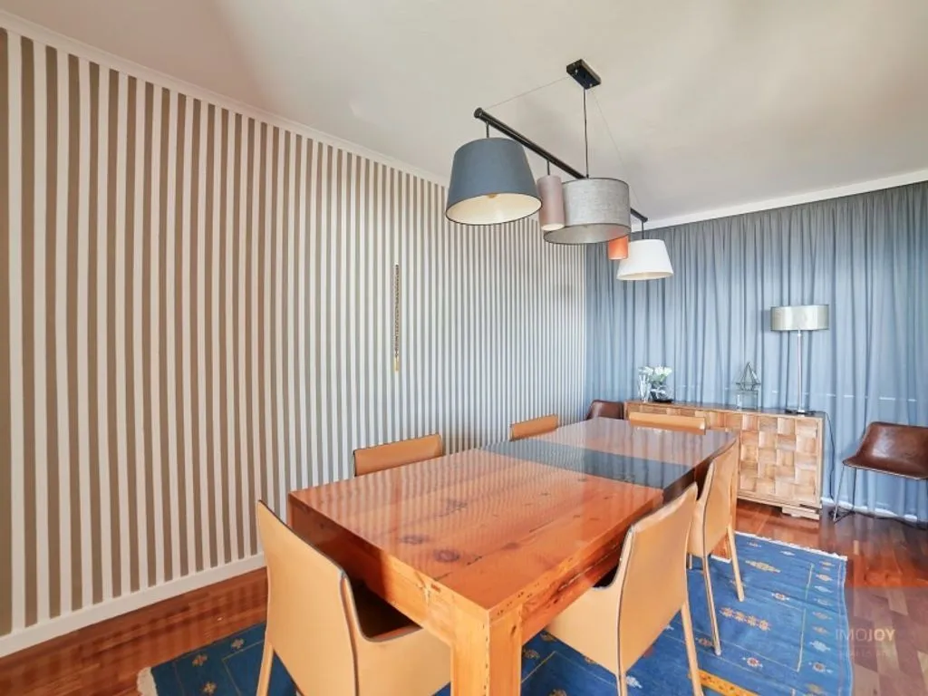Söögituba - Luxury Apartment with Sea View in Oeiras