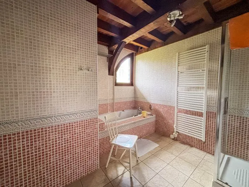 Bagni - Traditional House with Garden in Rural Setting