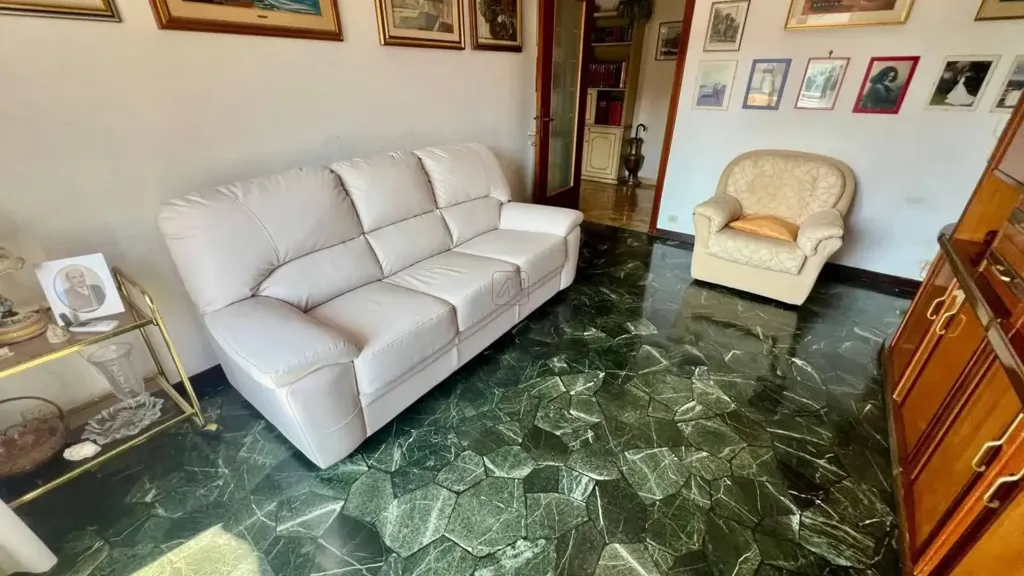 Séjour - Bright Apartment with Balcony in Prà, Genoa