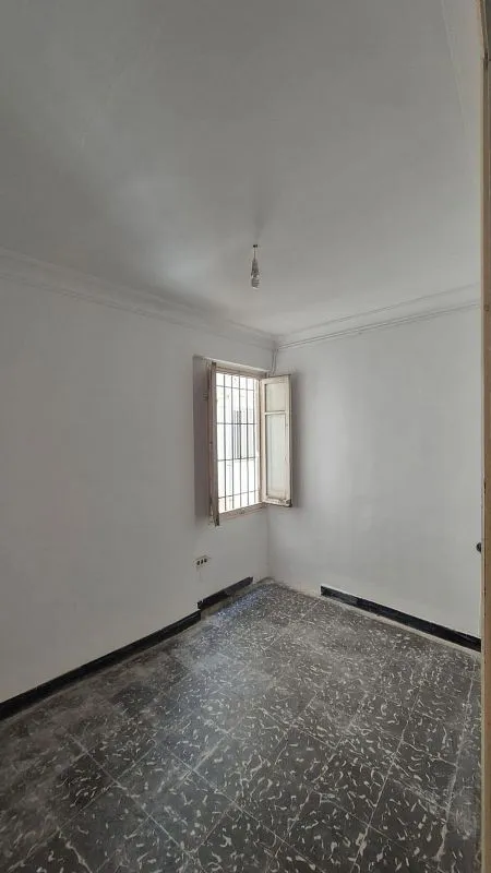 Pièces - Apartment with Elevator in Seu Xerea, Valencia