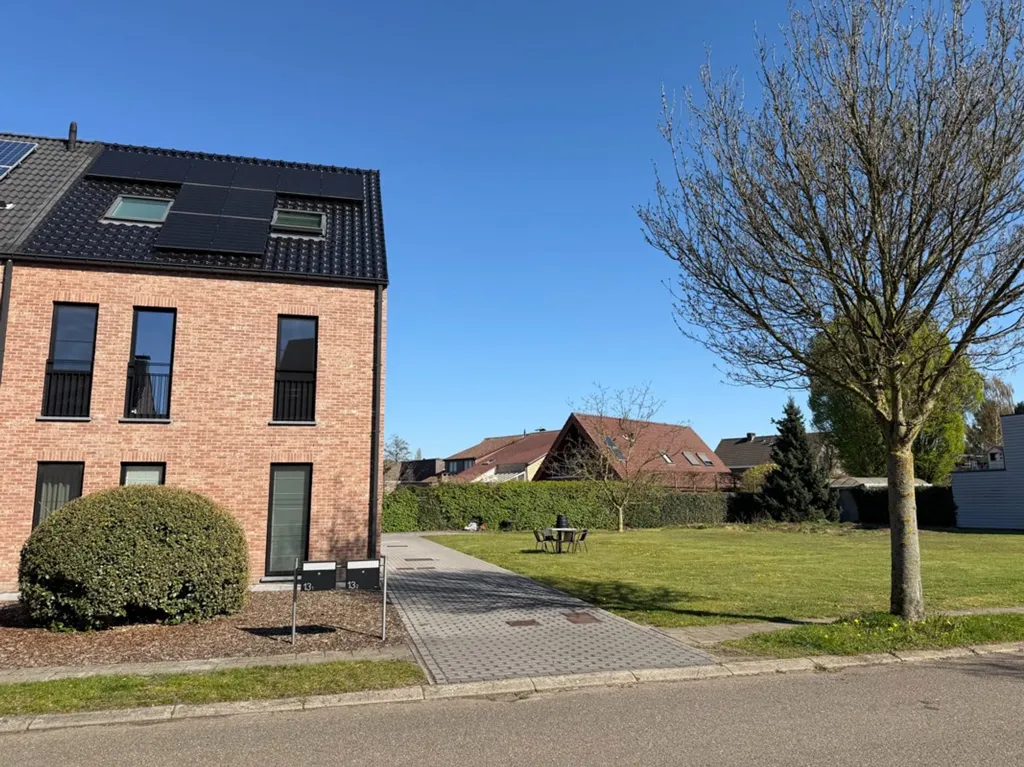 Välivaade - Modern Ground Floor Apartment with Terrace in Schilde