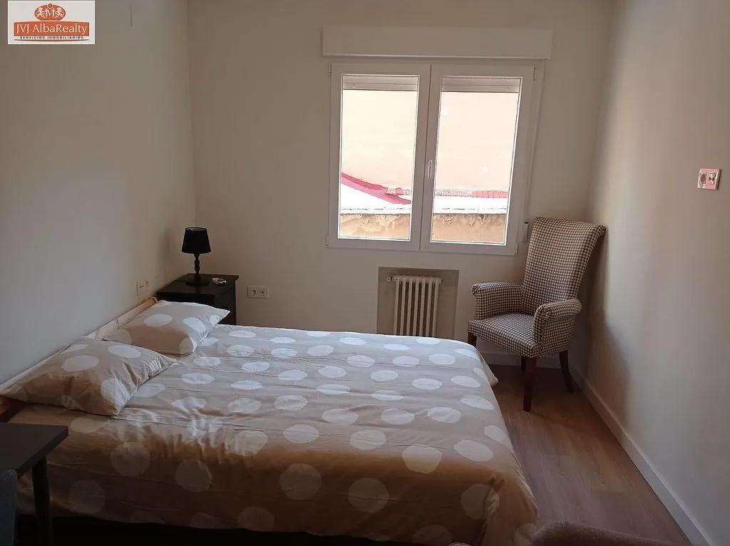 Chambres - Fully Renovated Flat with Garage in Albacete