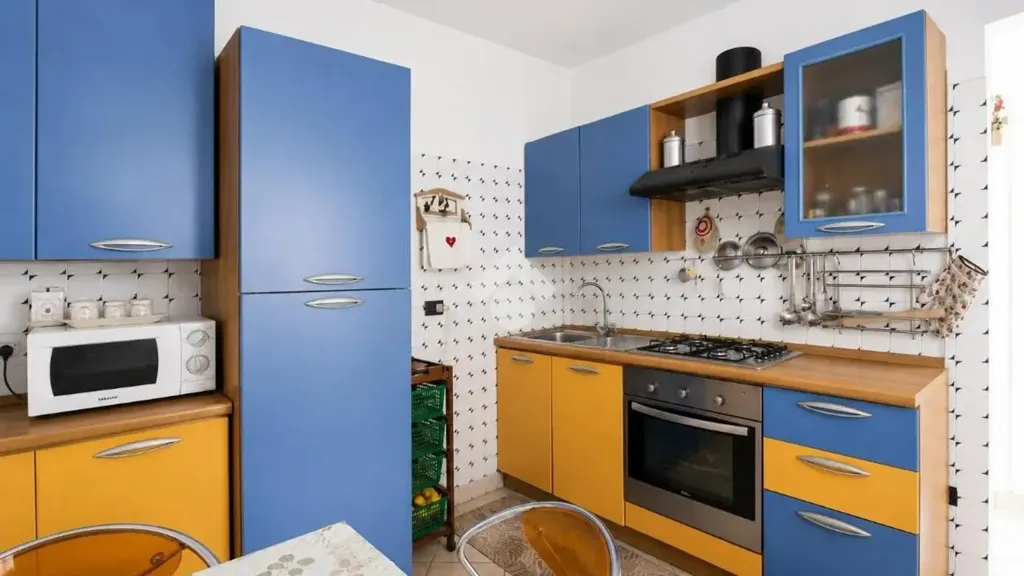 Köök - Ground Floor Apartment with Garden in Lecce