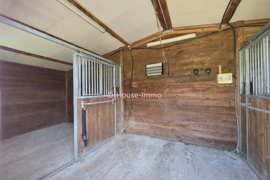 Toad - Character House with Equestrian Facilities in Rural Setting
