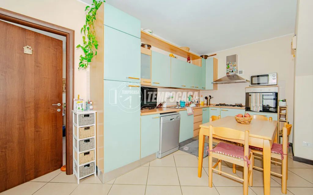 Salle à manger - Modern Villa with Private Garden in Vigevano