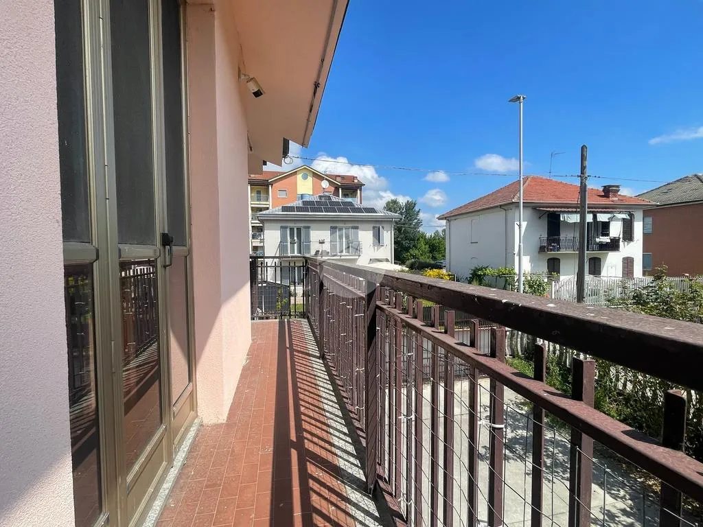 Balcony - Retrofitted Villa with Balconies in Asti