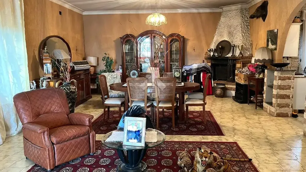 Séjour - Villa with Garden in Ardea