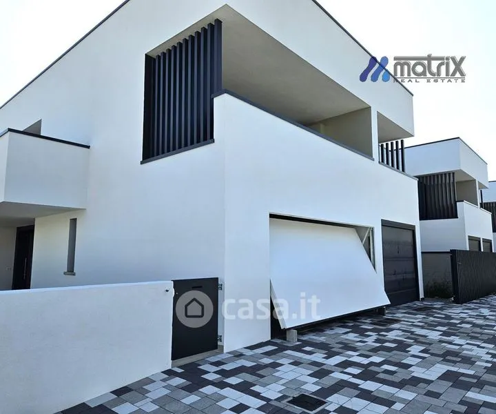 Extérieur - Semi-detached Villa with Solar Panels in Vigonovo