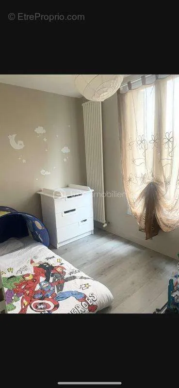 Chambres - Duplex avec Orientation Sud à Ablon-sur-Seine