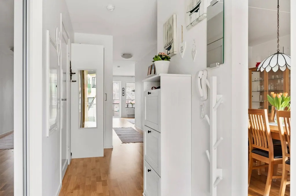 Ingresso - Modern Flat with Balcony in Göteborg