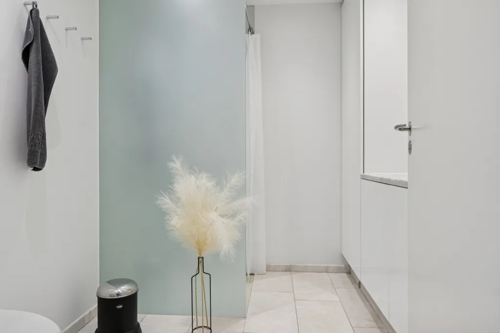 Salles de bain - Apartment with Three Balconies in Copenhagen S