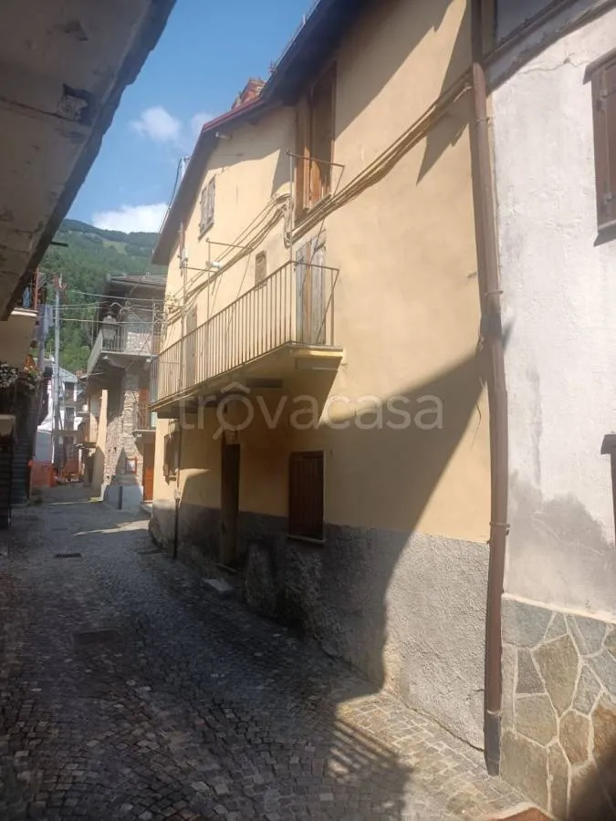 Välivaade - Terraced House in Historic Centre, Limone Piemonte