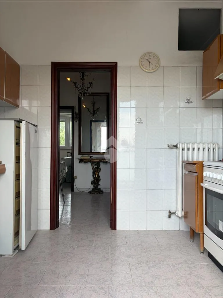 Cucina - Renovated 2-Bedroom in Gallaratese, Milan